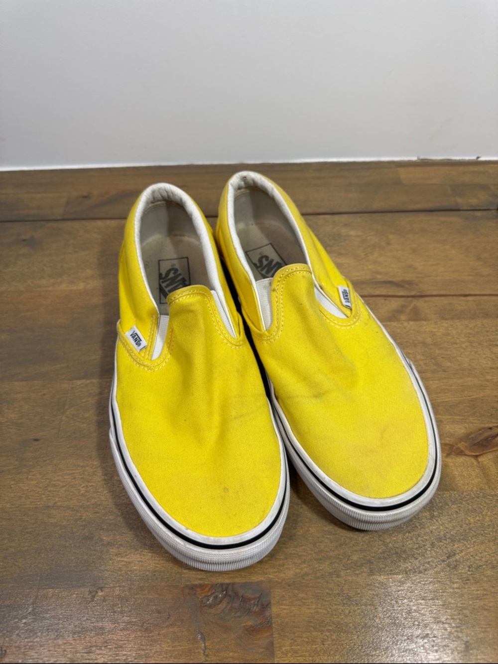 Vans Slip-On Canvas Sneakers in Yellow size 8.5/10.5